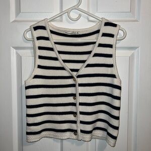 Abercrombie Mara Button-Up Sweater Vest